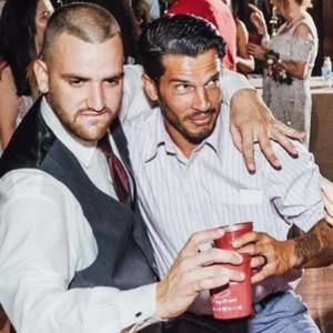 Meet your Posher, Dennis